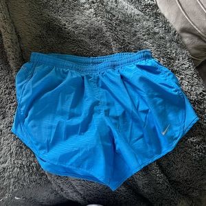 New condition Nike shorts!!!! 💙